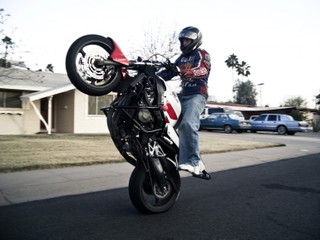Illustration for article titled 4 Reasons Ex-Stunters Are Better Riders